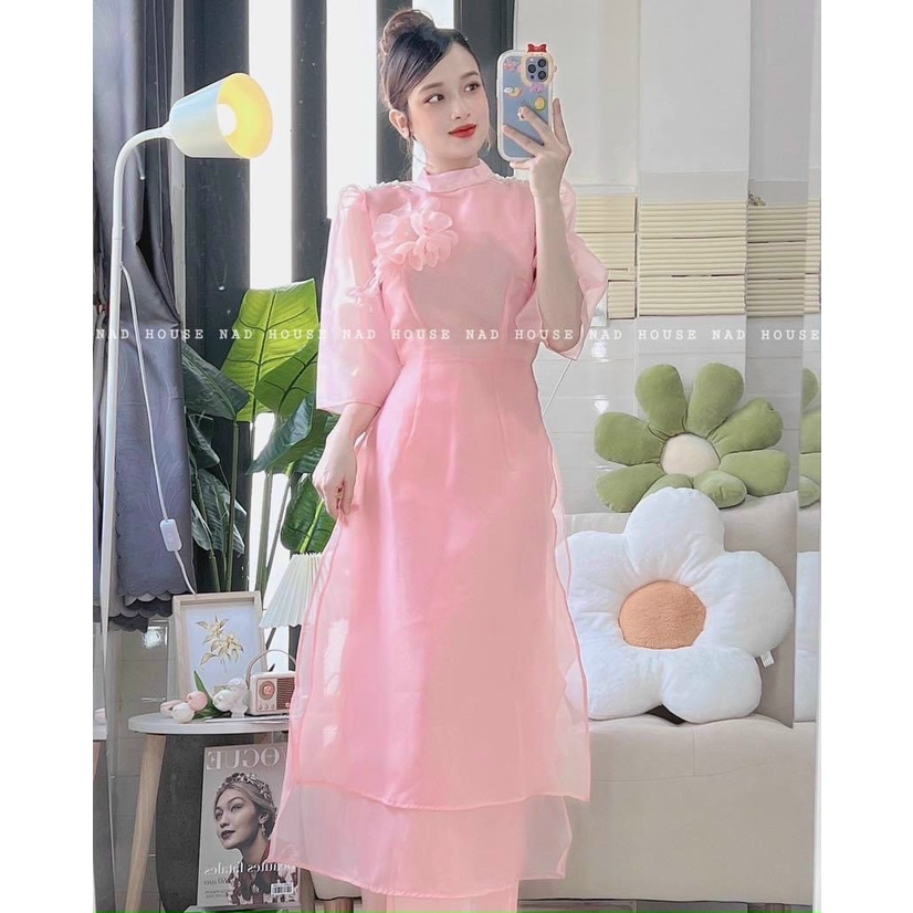 Áo Dài Voan Tơ Tay Bồng, Áo Dài 4 Tà Hồng Đính Đá Kèm Hoa Ngực Quần Suông Lụa Màu Trơn Form Dáng Rộng Rãi Dưới 56kg Mặc