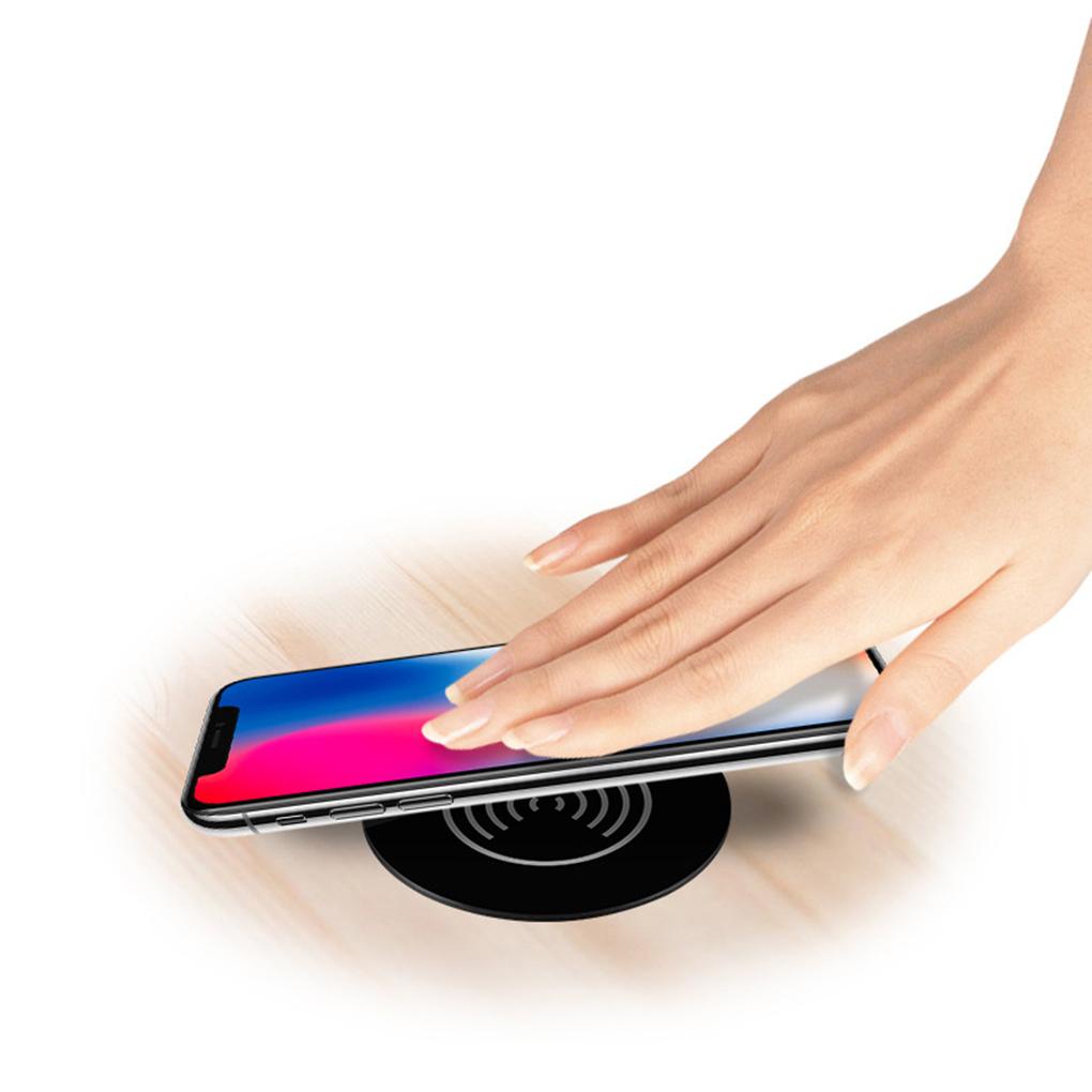 Đế Sạc Không Dây Qi 1 / 2 Qi Chuyên Dụng Cho iPhoneX / XS / XR S9