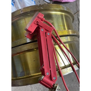 Chổi tiếp điện 3P-60A màu đỏ