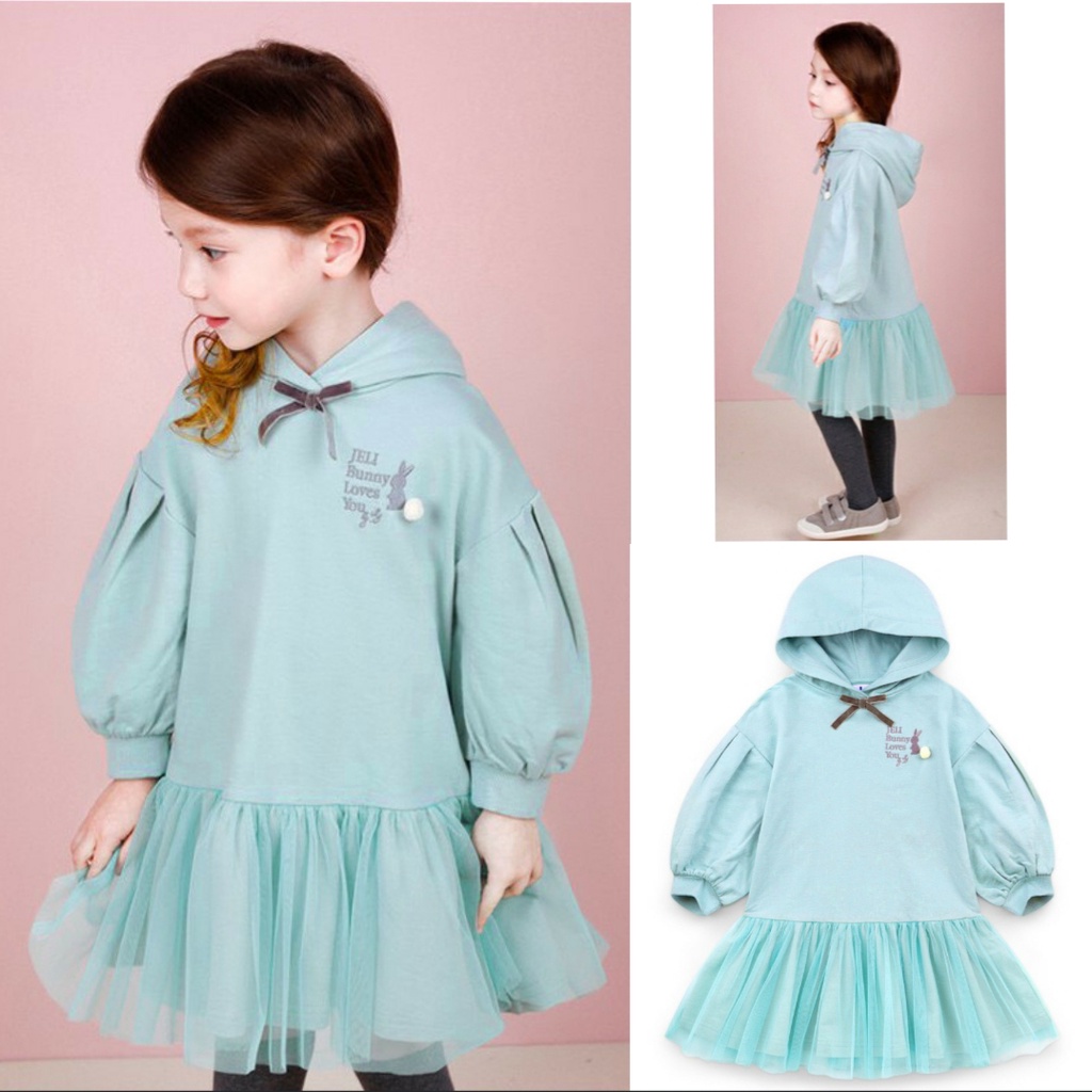 Váy thu đông bé gái Jelispoon xuất Hàn. Màu da trời tông pastel tôn da, chất nỉ bông mỏng, không bai nhão , size 100-150