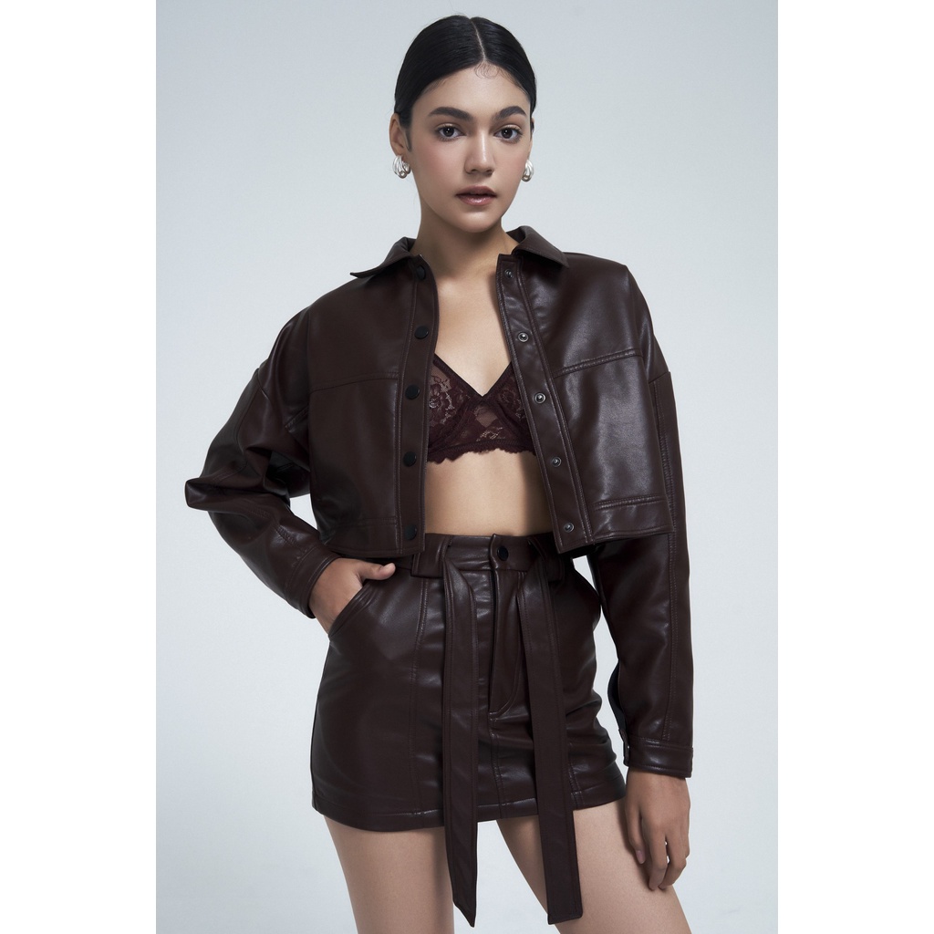 Váy da nữ màu nâu kèm thắt lưng - là min - BROWN LEATHER MINI SKIRT