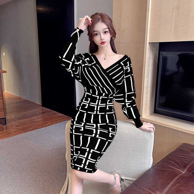 Đầm Dệt Kim Cổ Chữ V Phong Cách Thời Trang Pháp Dành Cho Nữ