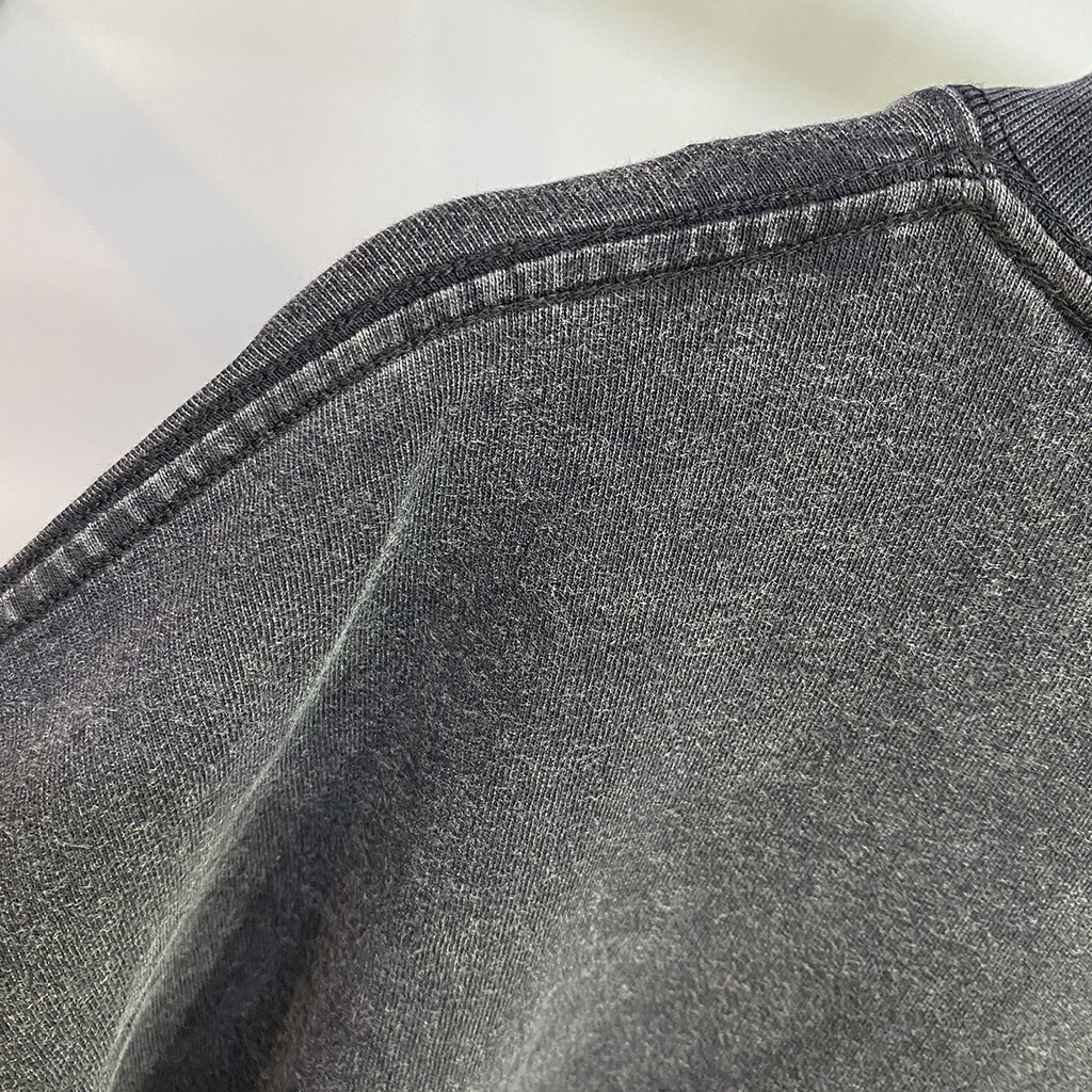 Áo Phông Loang Cổ Tròn Phối STICKER Bản Lớn Phong Cách Trẻ Trung Năng Động