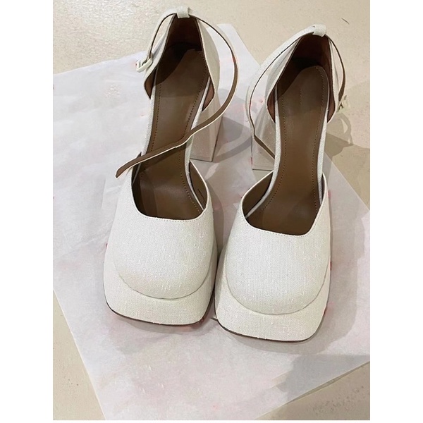 Giày Mary Jane bít mõm cao 9cm hoạ tiết lạ mắt