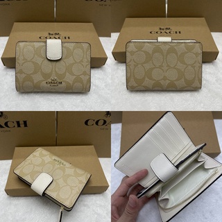 COACH Ví Nữ F53562 F0082 F6390 F25937 F53436 F3454 F87936 F11484 F23553 F39127 Ví Ví tiền xu Ví Gấp