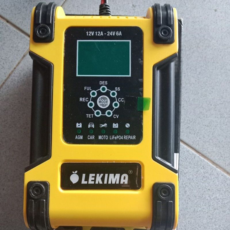 Máy Sạc BÌNH ẮC QUI LEKIMA 12V 12AH_24V 6ah may xác thông minh 7 giai đọan màn hình LCD, phục hồi bình, sửa bình