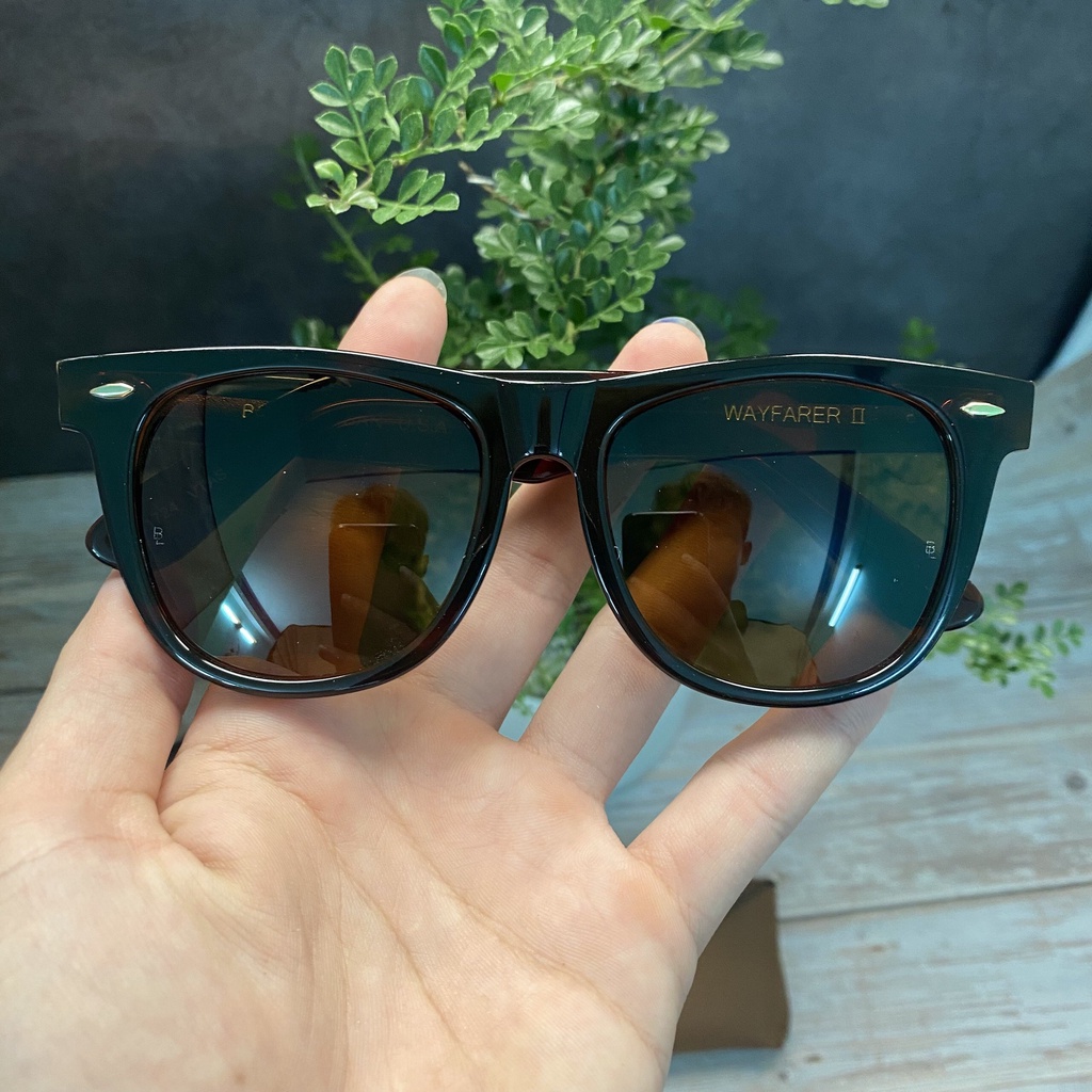 KÍNH RAYBAN USA HÀNG CHÍNH HÃNG ĐÃ QUA SỬ DỤNG. TRÒNG THỦY TINH CHỐNG UV. THỜI TRANG DÀNH CHO CẢ NAM VÀ NỮ