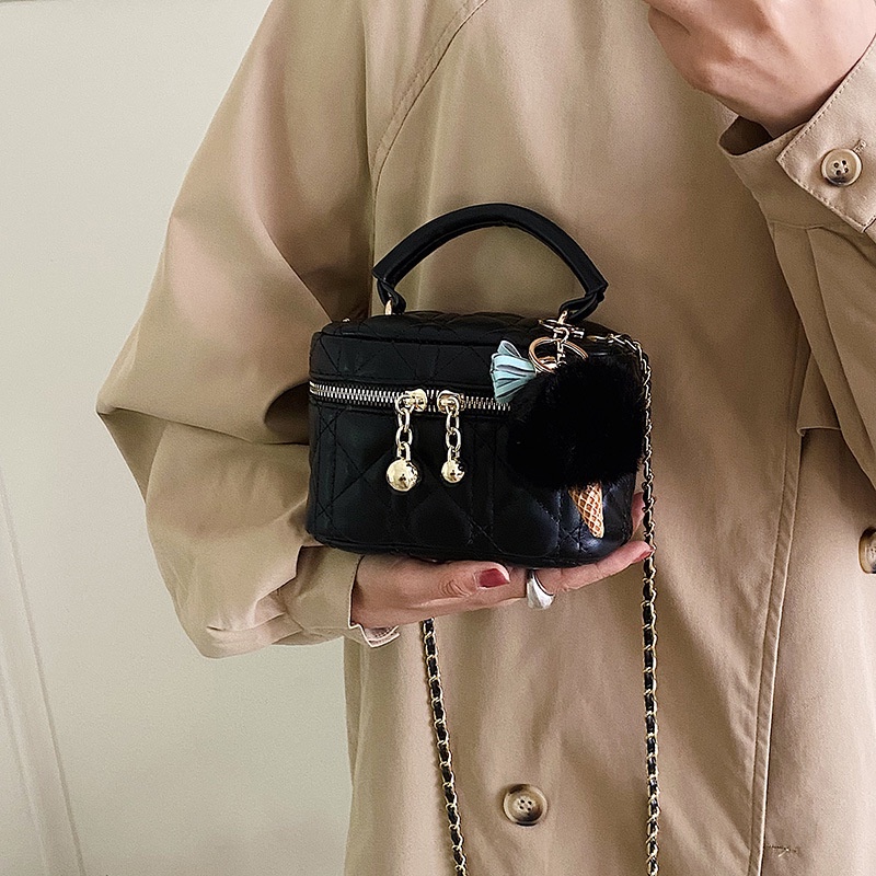 Túi tote IELGY hình vuông nhỏ phối bóng lông xù sành điệu cho nữ