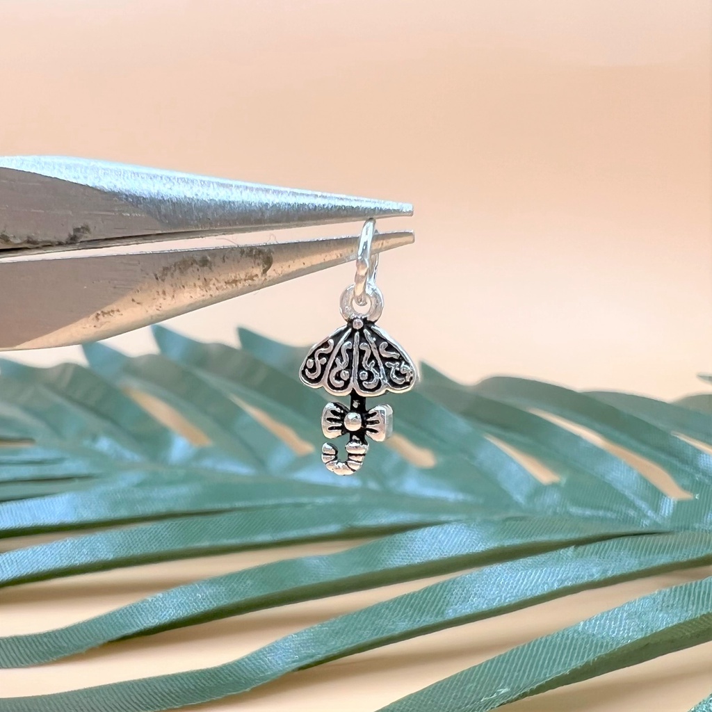 Charm móc treo hình chiếc ô gắn nơ bạc thái - Charm Bạc 925 - Mã CA970