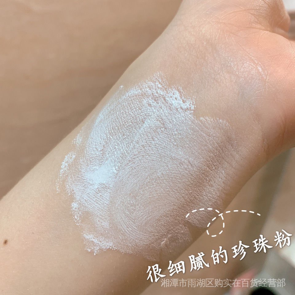 Kem Ngọc Trai Nhân Sâm Tự Nhiên Giúp Trẻ Hóa Làn Da Và Làm Sáng Da