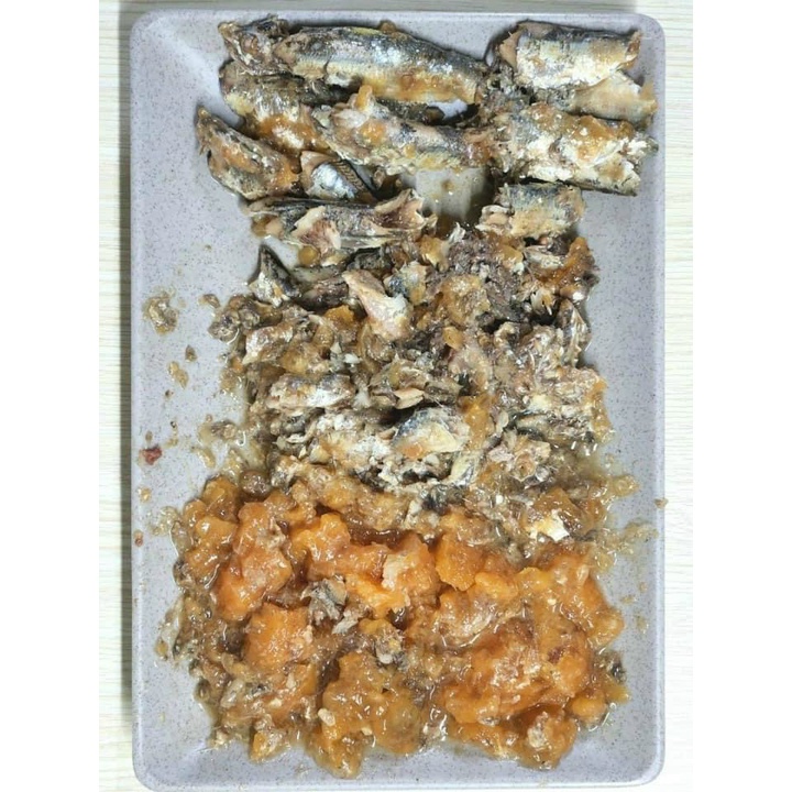 Pate Snappy Tom Real Fish vị cá cho mèo lon 400g