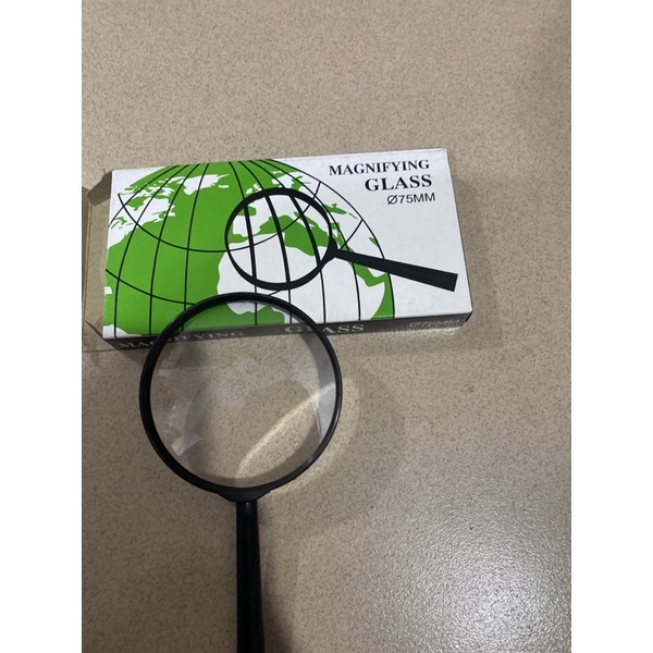 Kính lúp dành cho học sinh