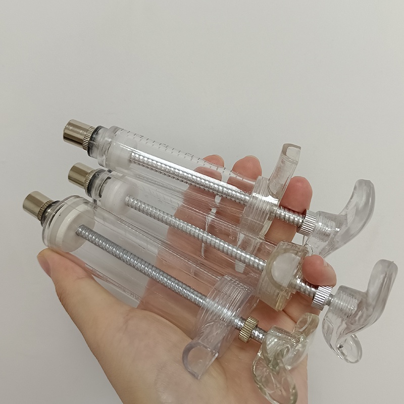 XI LANH Xilanh tiêm bơm tiêm bằng thép nhựa dùng cho heo,trâu bò,vật nuôi, dụng cụ thú y dễ sử dụng,bền lâu