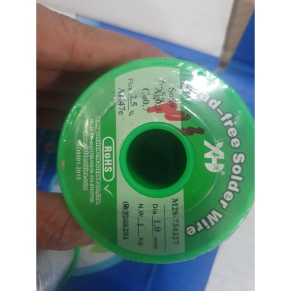 Thiếc hàn ko chì ít gây hại cho người dùng. Giá 1 cuộn 1 kg