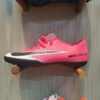 Giày Đá Bóng Mercurial Vic 6 Hồng trắng NamPt Sport
