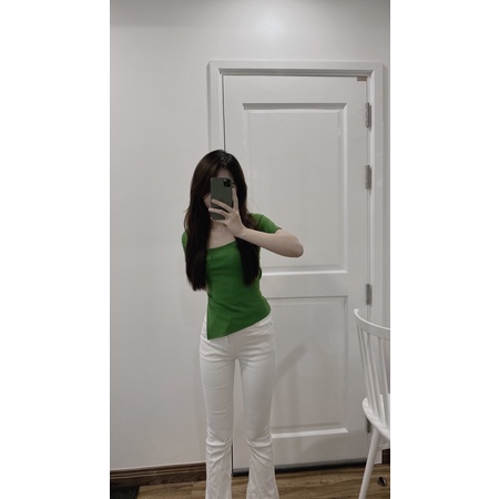 Áo croptop kiểu tay ngắn xẻ tà màu trơn co dãn, Áo thun cổ vuông croptop cá tính phong cách Hàn Quốc