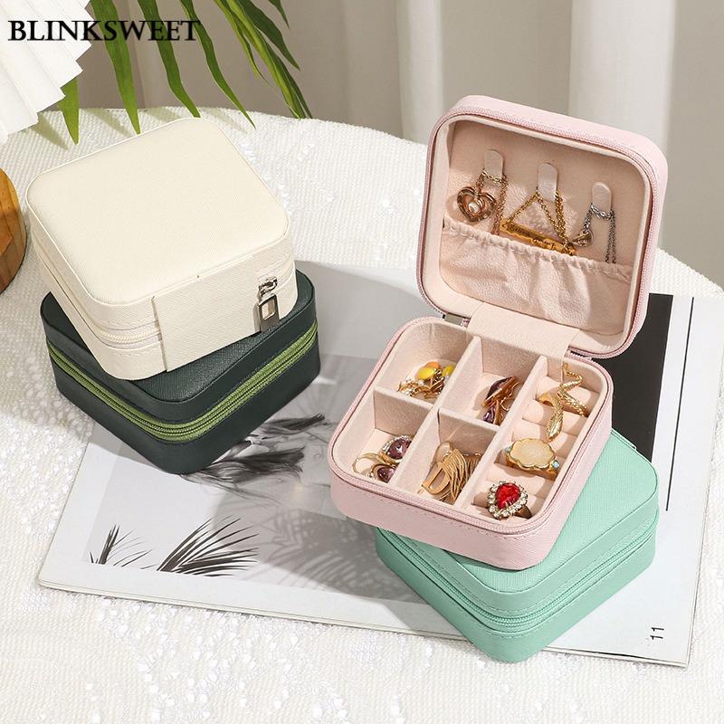 Hộp Đựng Trang Sức Bằng Da Sang Trọng