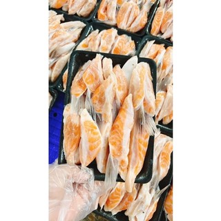 Vây cá hồi 1 khay 500gr (giao hoả tốc HCM)