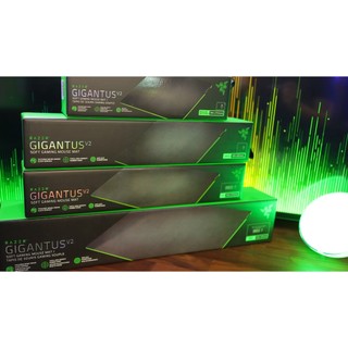 Bàn di chuột Razer Gigantus V2