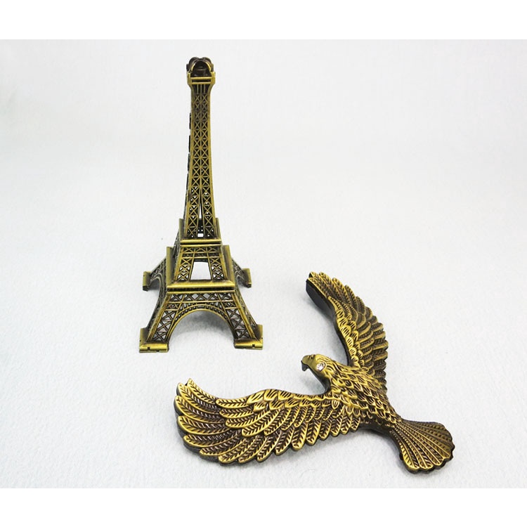Mô hình đại bàng Đậu thăng bằng trên tháp Eiffel  Giao-Màu Đồng Vàng Rêu