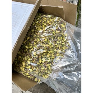 Nhân dẻ cười sống vỡ đôi 500g - nhân dẻ mỹ