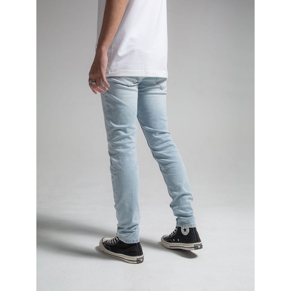 Quần Jeans The Denimaniac dáng ôm sát màu Sky Blue SS23 - 819 Skinny Fit