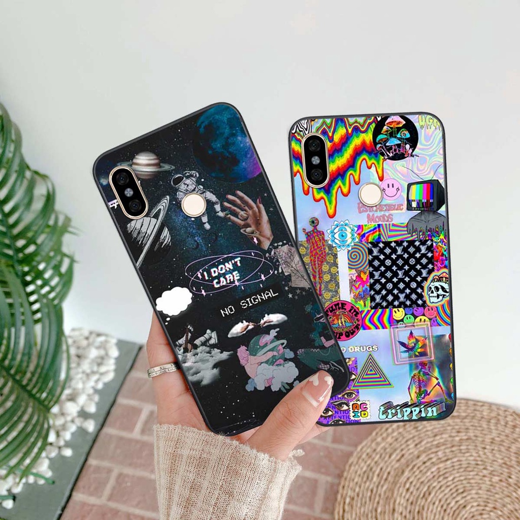 Ốp lưng Xiaomi Redmi Note 5 / Note 6 hình phi hành gia phê pha, lang thang trên mây, ốp rẻ bền đẹp