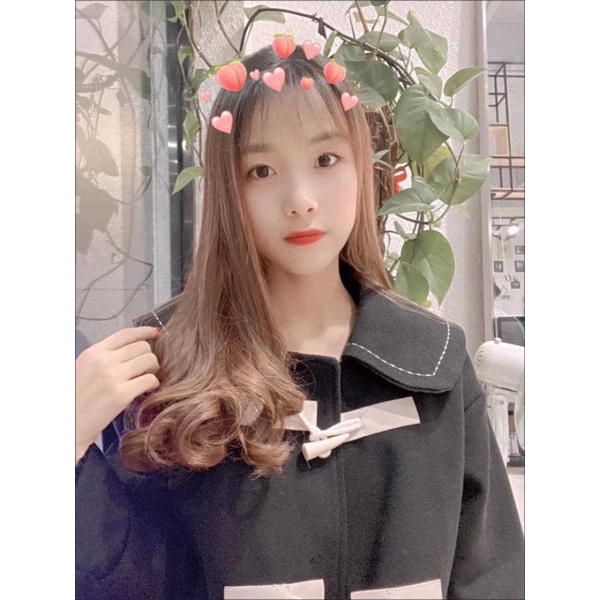 Áo khoác nỉ mỏng hai cúc cài khuy gỗ dáng ngắn