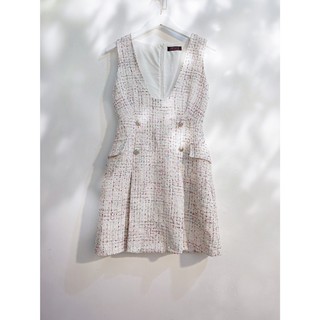 Đầm tweed 4 nút túi đắp