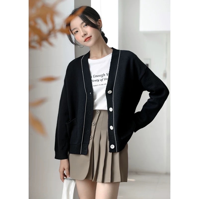Áo khoác CARDIGAN len cao cấp phối viền cá tính cho nữ màu xanh navy by C