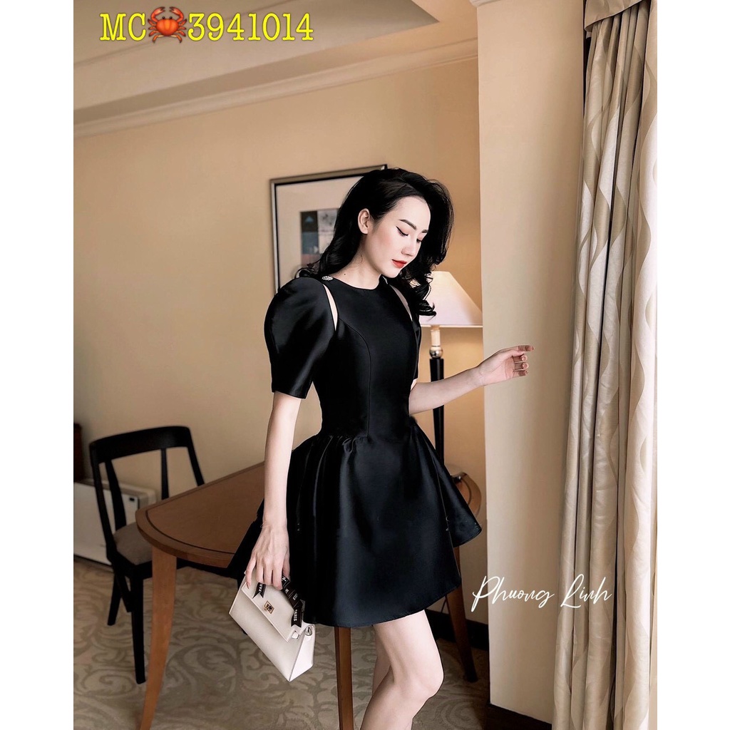 đầm xòe tapa tay ngắn có mút kiểu cổ tròn xẻ vai hot