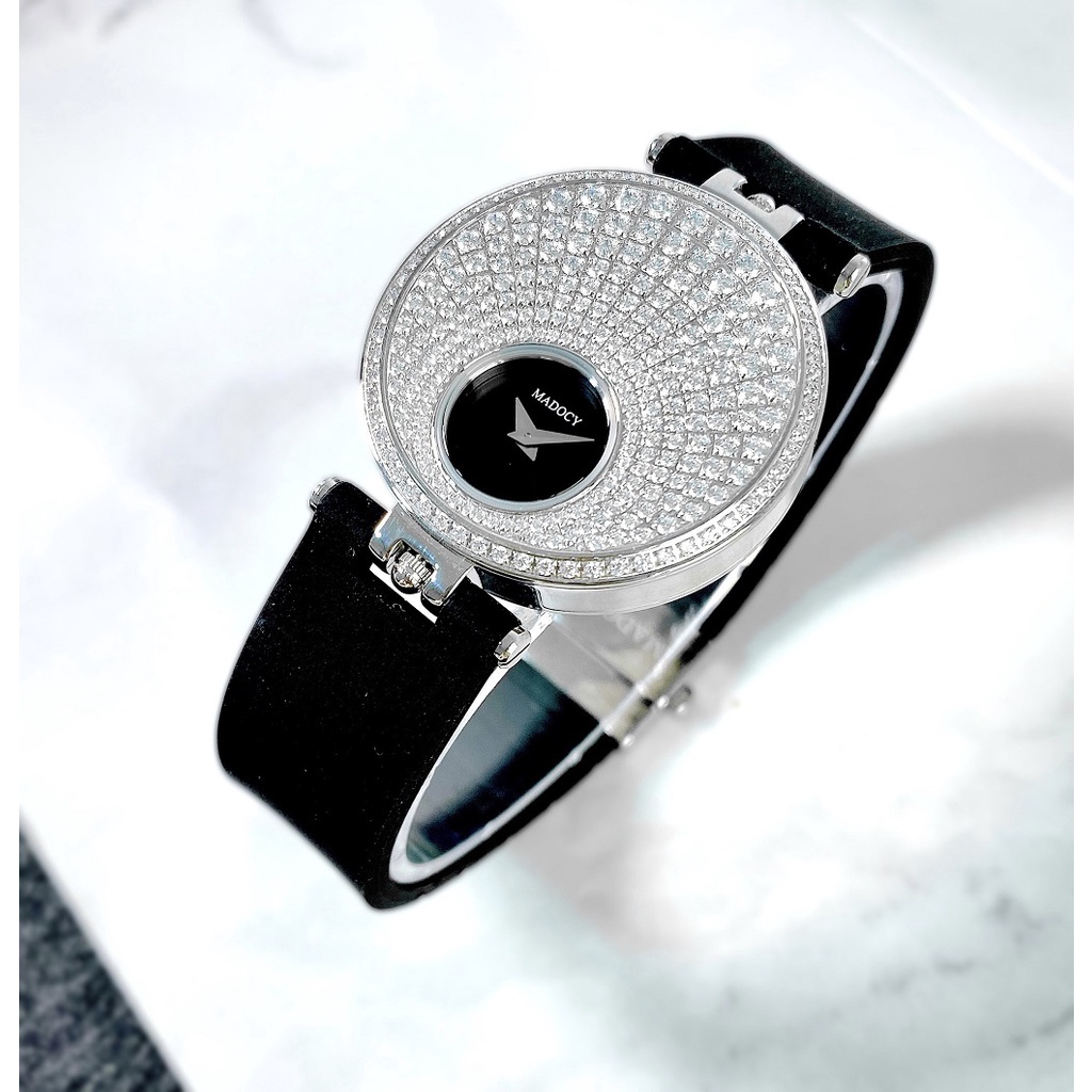 Đồng Hồ Nữ Madocy M81688 Dây Silicone Đen Silver 35mm