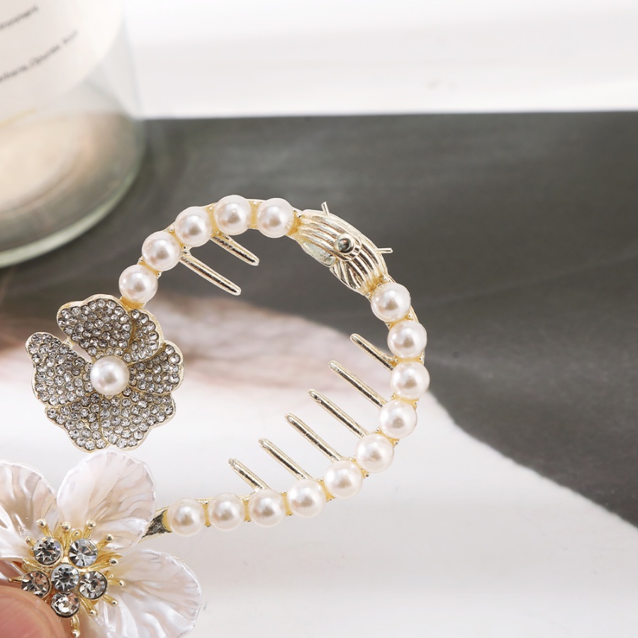 Kẹp Tóc Tua Rua Hình Hoa Bướm Đính Đá &amp; Ngọc Trai Bằng Hợp Kim Phong Cách Hàn Quốc Mới