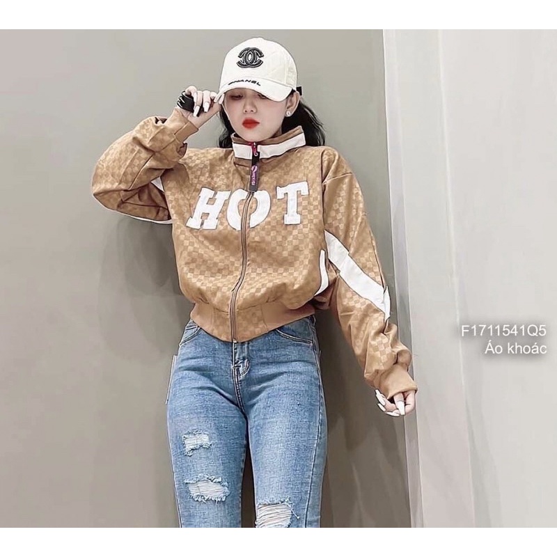 Áo khoác caro xà cừ cổ cao viền màu dài tay sọc màu xéo chữ ngực TT1711