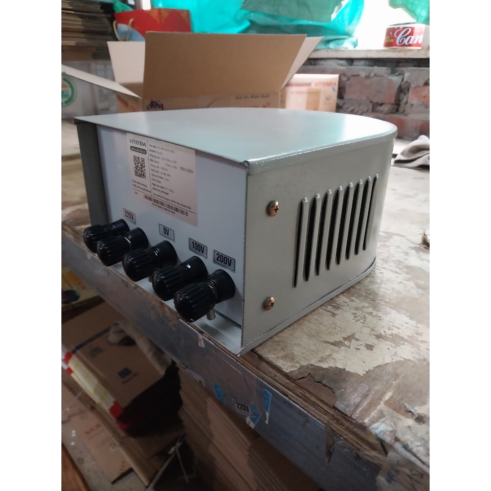 BIẾN AP ĐỔI NGUỒN VITENDA 6,5KVA DÂY ĐỒNG VÀO 220V RA 100V-200V CHO BẾP TỪ 200V VÀ ĐỒ NÔI ĐỊA DÙNG ĐIỆN 100V