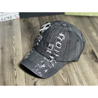 NÓN KẾT JEANS TƯA BỤI BẶM