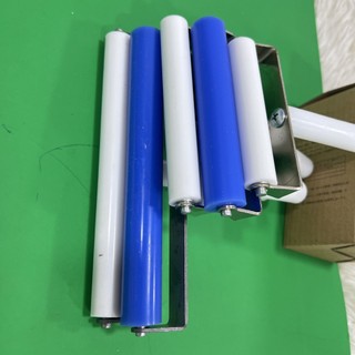Cây lăn keo tiện dụng cho thợ ép kính điện thoại, máy tính bảng