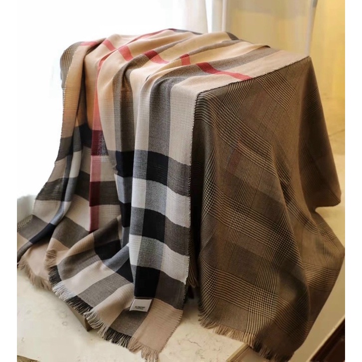 Khăn BBR len lông cừu