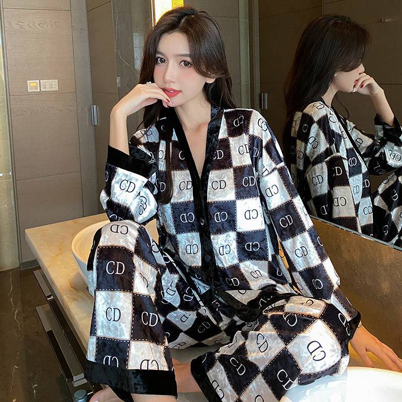 Hàng Mới Về Bộ Đồ Ngủ Tay Dài Chất Nhung Phối Ren Phong Cách Hàn Quốc Thời Trang Thu Đông Xinh Xắn Cho Nữ