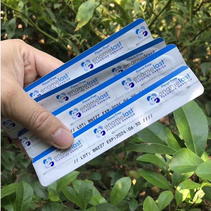 Vecni Flour CÓ VIỀN ĐỎ, kem bôi răng ngừa sâu răng, chống sún răng cho bé