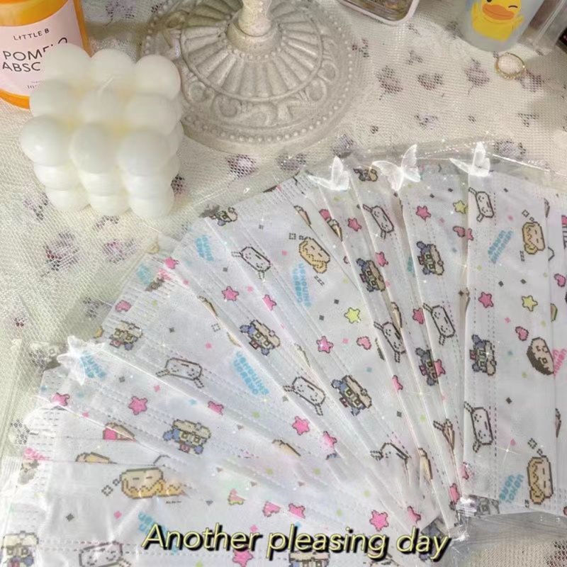 1 Khẩu Trang 3 Lớp Thoáng Khí In Họa Tiết Hoạt Hình Cậu Bé Bút Chì Shin-chan