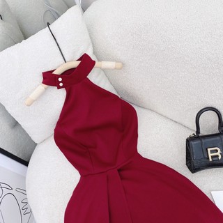 ĐẦM MIDI ĐỎ CỔ YẾM ĐÍNH NÚT TÀ XẺ