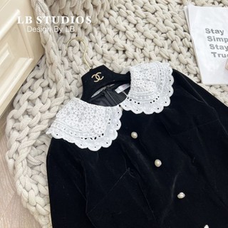 Váy xuông cổ ren LB