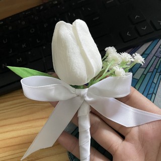 Hoa tuy líp cài áo chú rể đẹp