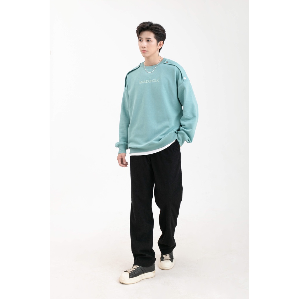 Áo Sweater Nỉ Nam MANDO Phối Cúc Cách Điệu Chất Liệu Nỉ Chân Cua Dày Dặn, Form Rộng Unisex Phong Cách Unisex SWT011