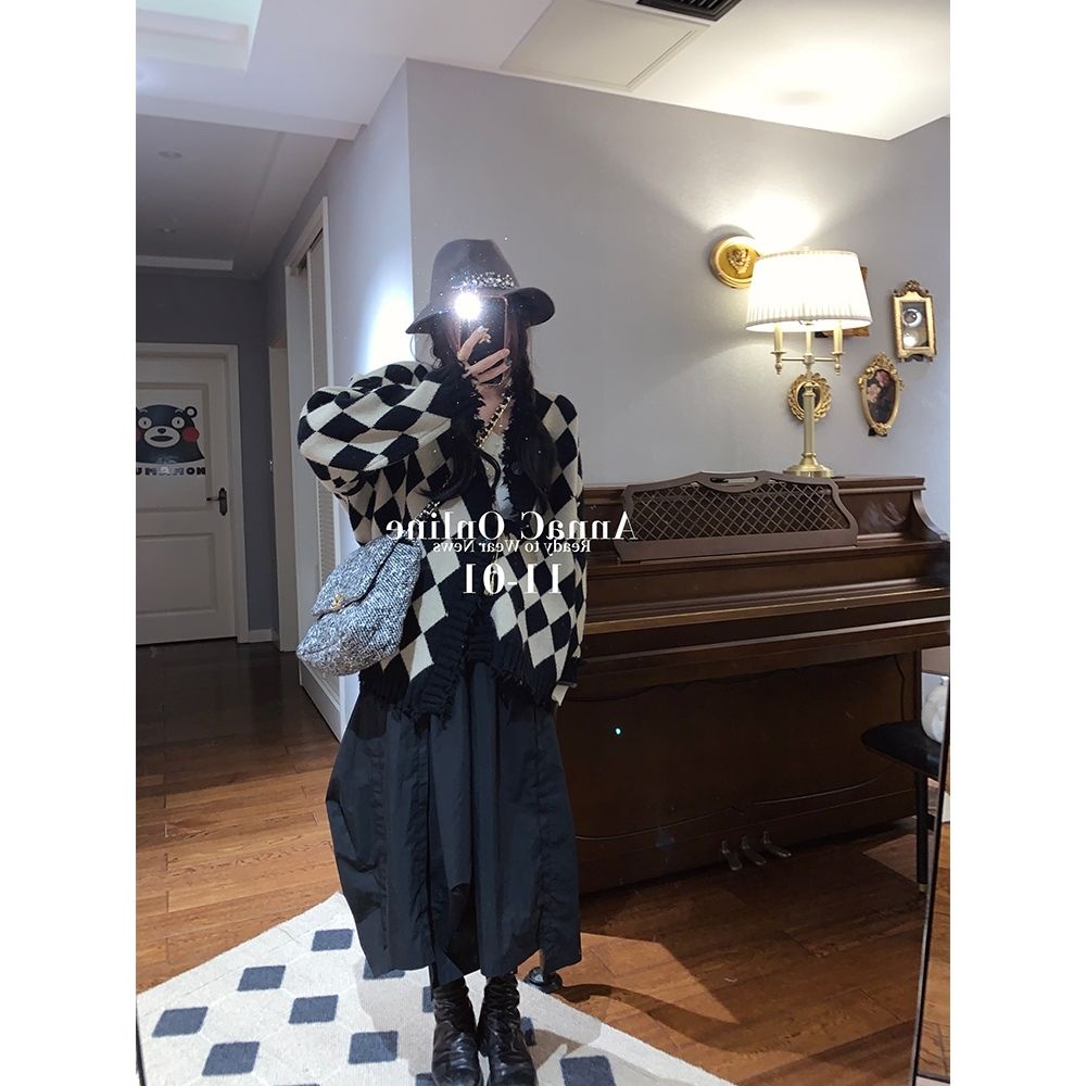 [Hàng Có Sẵn] Áo Khoác cardigan Dệt Kim Dáng Rộng Cổ Chữ v Họa Tiết Caro Đính Kim Cương Phong Cách Hàn Quốc Cổ Điển Thời Trang Cho Nữ