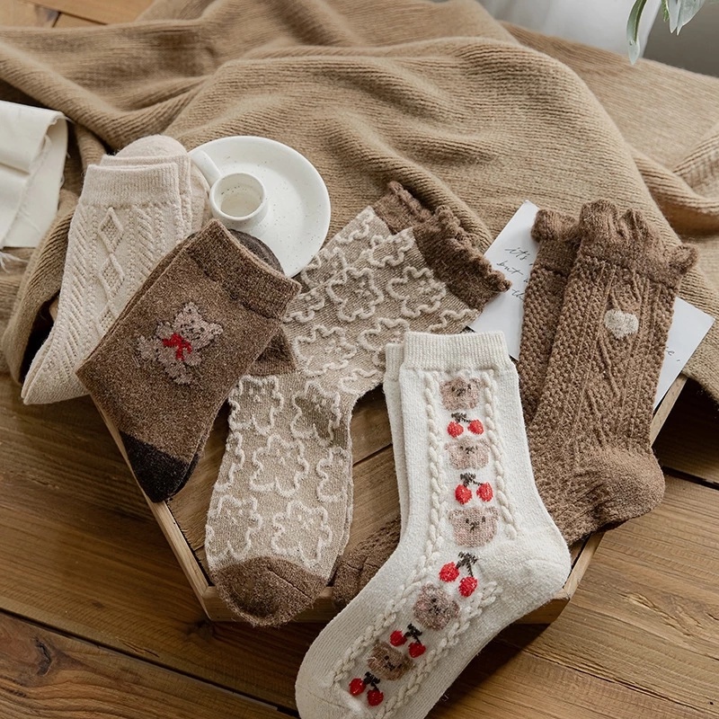 Tất Bắp Chân Hàn Quốc Dễ Phối Đồ / Vớ Dày Dặn Ấm Áp Họa Tiết Gấu Cherry Dễ Thương Thời Trang Thu Đông Cho Nữ