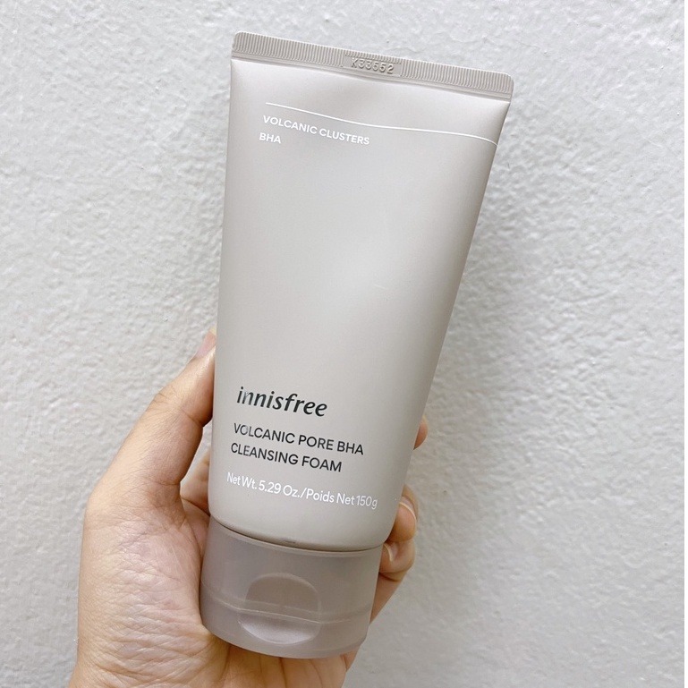 Sữa Rửa Mặt Innisfree Jeju Volcanic Pore Cleansing Foam