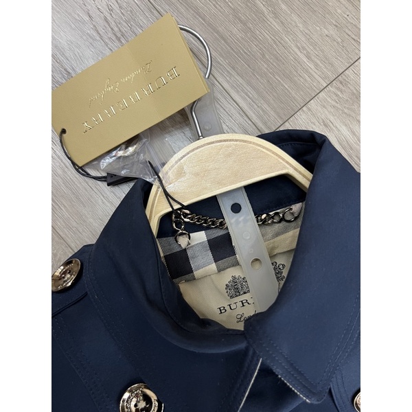 Áo khoác măng tô bbr kaki dáng ngắn QCCC