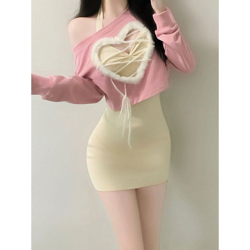 Set Áo Len Cổ Yếm Hở Vai + Chân Váy Ngắn Ôm Dáng Màu Hồng Sữa Ngọt Ngào Thời Trang Cho Nữ
